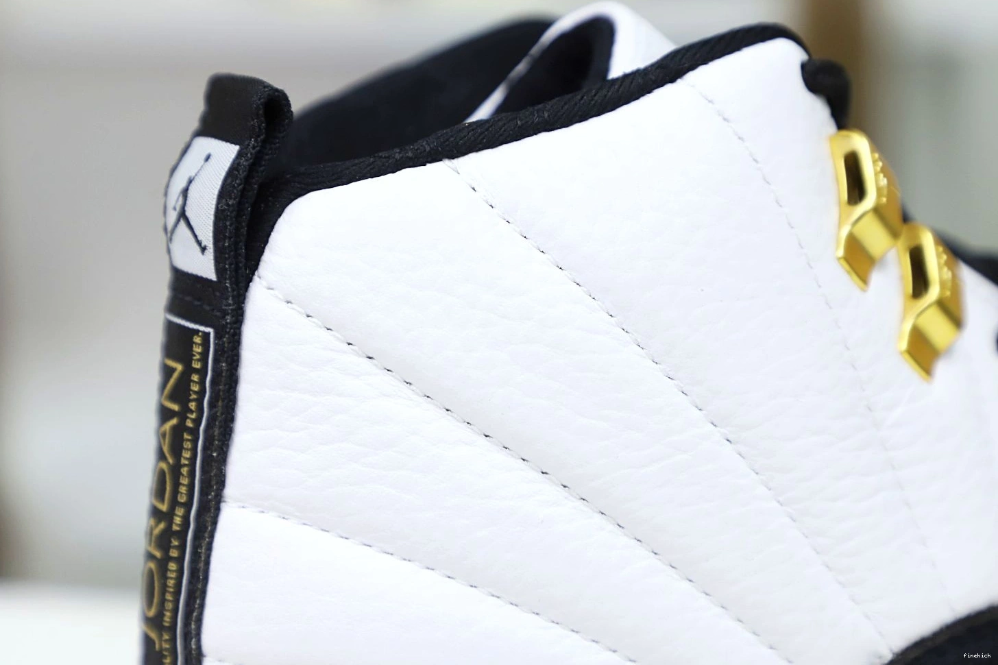 RETRO 12 JORDAN 'ROYALTY' AIR 0929